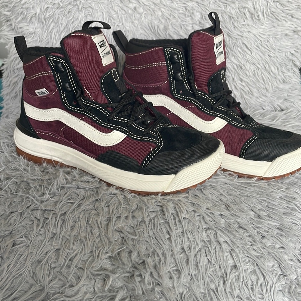 VANS Women’s Hiking Shoes